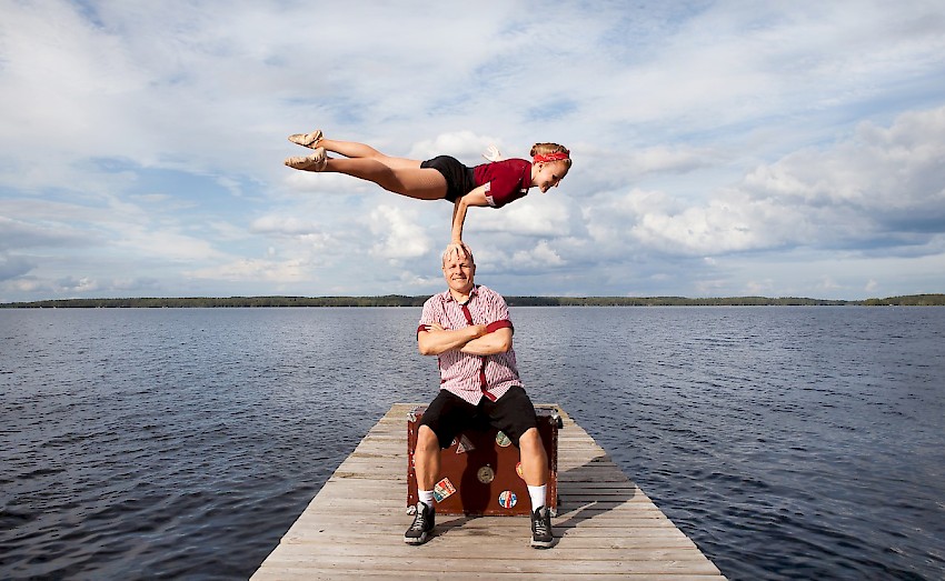 Circus Ruska Festival: Rafla – Kate & Pasi. Kuva: Mia Bergius